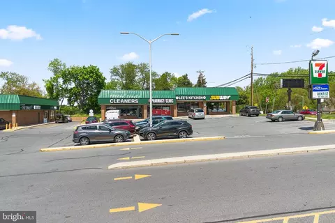 View/Area - 2256 Wimbledon Cir, Silver Spring, MD 20906 photo 4 of 4