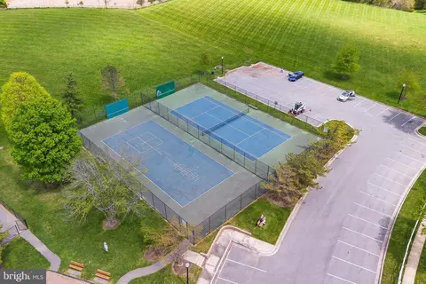 Exterior - 2256 Wimbledon Cir, Silver Spring, MD 20906 photo 14 of 15