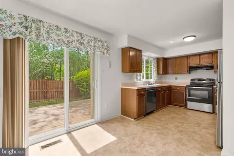 Kitchen - 2256 Wimbledon Cir, Silver Spring, MD 20906 photo 7 of 7