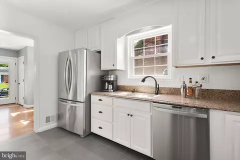 11504 Newport Mill Rd, Silver Spring, MD 20902 photo 18