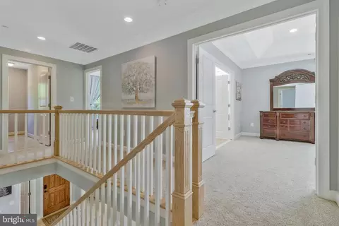 Entry Way - 10308 Lorain Ave, Silver Spring, MD 20901 photo 6 of 7