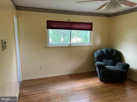 Living - 1506 Milestone Dr, Silver Spring, MD 20904 photo 1 of 3