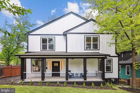 6609 Cockerille Ave, Takoma Park, MD 20912