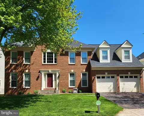 15 Leatherleaf Ct, Gaithersburg, MD 20878