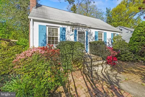 10210 Procter St, Silver Spring, MD 20901