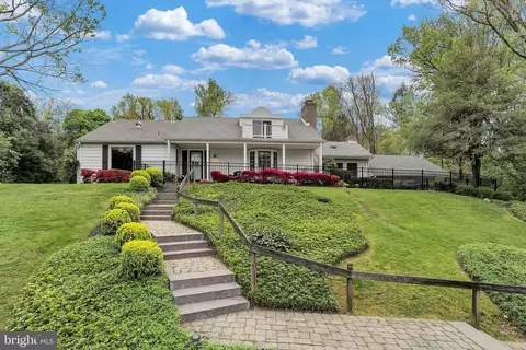 9619 Kingston Rd, Kensington, MD 20895