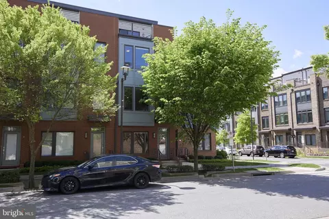 8086 Flatbush St, Rockville, MD 20855