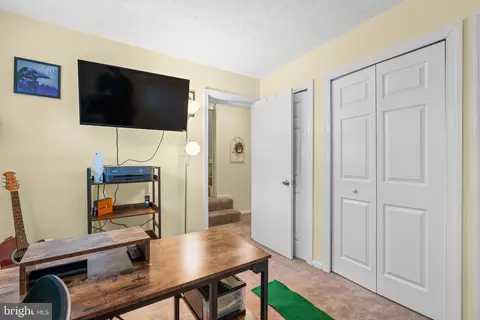 Bedroom - 18009 Sunset River Ct, Olney, MD 20832 photo 5 of 5