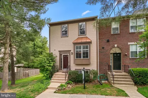 Exterior - 18009 Sunset River Ct, Olney, MD 20832 photo 6 of 8