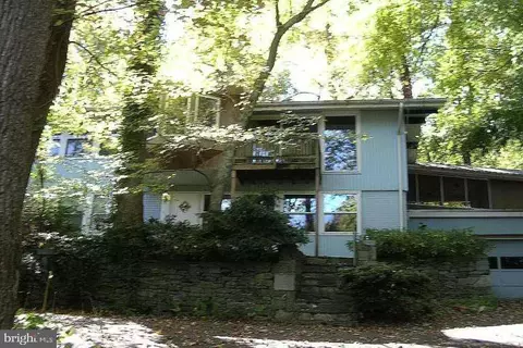 11652 Danville Dr, Rockville, MD 20852