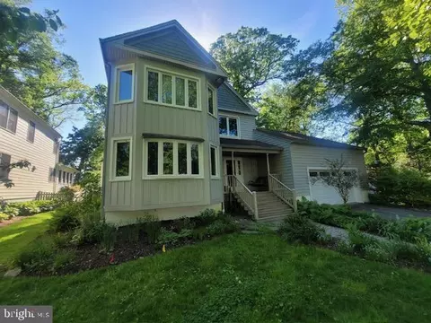 9820 Rosensteel Ave, Silver Spring, MD 20910
