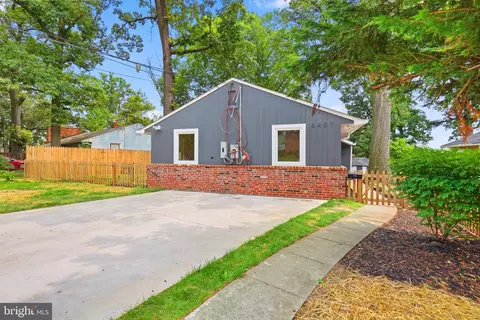 Exterior - 8407 Tahona Dr, Silver Spring, MD 20903 photo 3 of 11