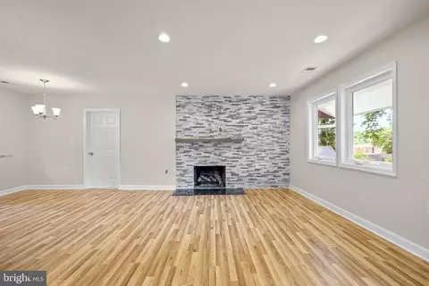 Living - 8407 Tahona Dr, Silver Spring, MD 20903 photo 4 of 4