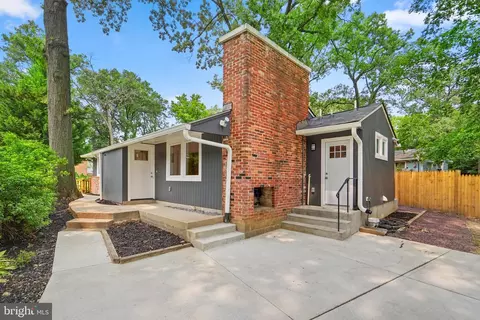Exterior - 8407 Tahona Dr, Silver Spring, MD 20903 photo 4 of 11