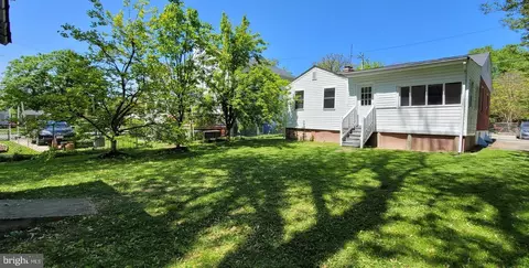 Exterior - 1616 Gridley Ln, Silver Spring, MD 20902 photo 4 of 4