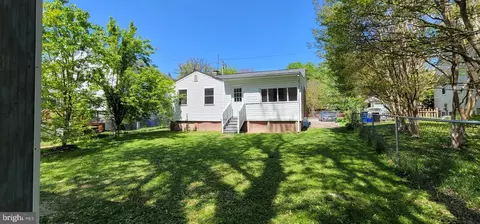 Exterior - 1616 Gridley Ln, Silver Spring, MD 20902 photo 3 of 4