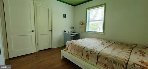 Bedroom - 1616 Gridley Ln, Silver Spring, MD 20902 photo 4 of 5
