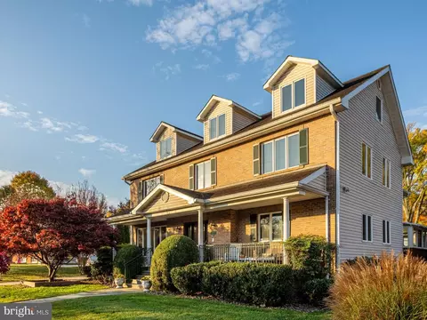 1520 Vivian Pl, Silver Spring, MD 20902