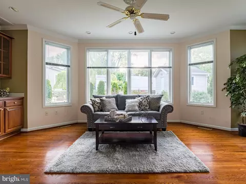 Living - 1520 Vivian Pl, Silver Spring, MD 20902 photo 5 of 12