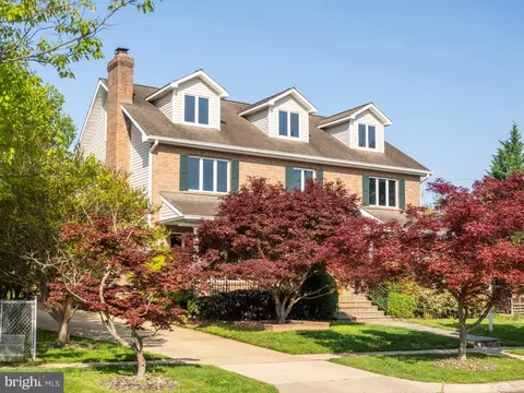 Exterior - 1520 Vivian Pl, Silver Spring, MD 20902 photo 7 of 7