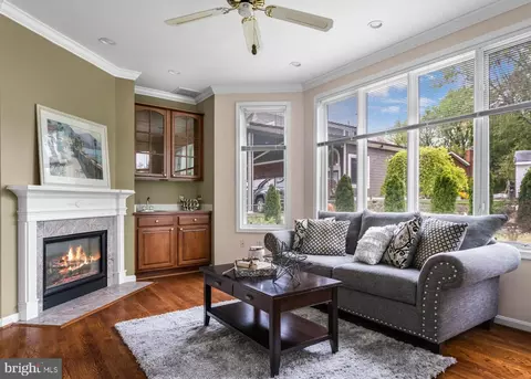 Living - 1520 Vivian Pl, Silver Spring, MD 20902 photo 6 of 12