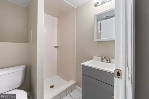 1006 Merrimac Dr, Silver Spring, MD 20903 photo 41