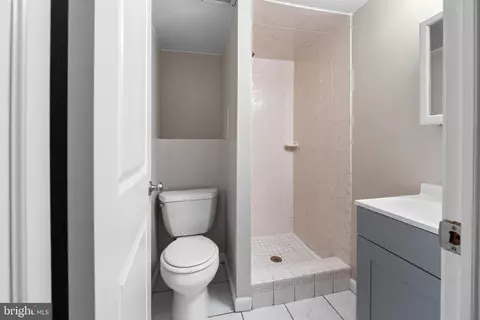 1006 Merrimac Dr, Silver Spring, MD 20903 photo 38