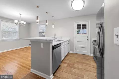 1006 Merrimac Dr, Silver Spring, MD 20903 photo 15