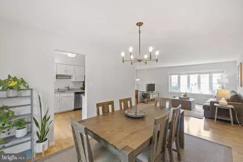 10505 Calumet Dr, Silver Spring, MD 20901 photo 5