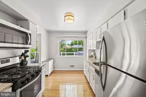 10505 Calumet Dr, Silver Spring, MD 20901 photo 11