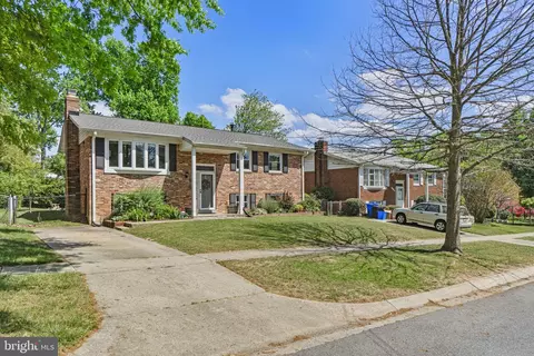 10505 Calumet Dr, Silver Spring, MD 20901