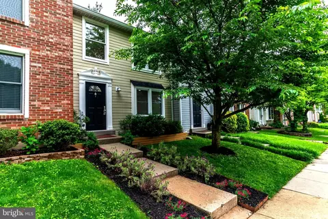 57 Cross Country Ct, Gaithersburg, MD 20879