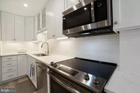 409 Hamilton Ave, Silver Spring, MD 20901 photo 13