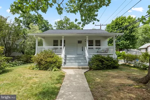 Exterior - 801 Thayer Ave, Silver Spring, MD 20910 photo 2 of 12