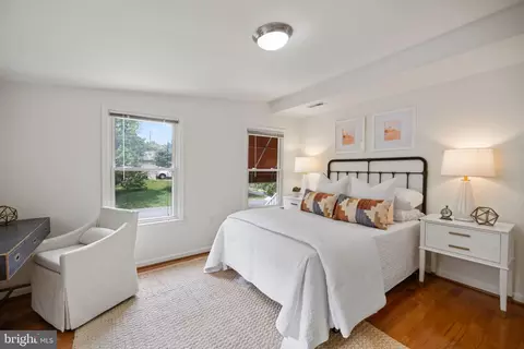 Bedroom - 801 Thayer Ave, Silver Spring, MD 20910 photo 2 of 3