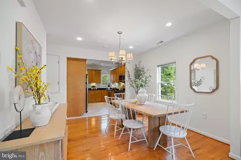 Dining - 801 Thayer Ave, Silver Spring, MD 20910 photo 1 of 5