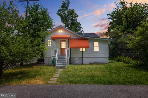 Exterior - 801 Thayer Ave, Silver Spring, MD 20910 photo 6 of 12