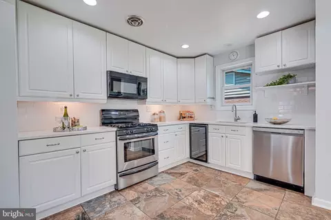 9810 Cherry Tree Ln, Silver Spring, MD 20901 photo 24