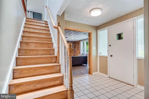 9810 Cherry Tree Ln, Silver Spring, MD 20901 photo 15