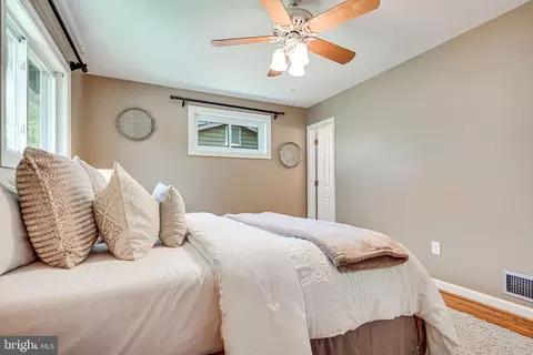 9810 Cherry Tree Ln, Silver Spring, MD 20901 photo 32