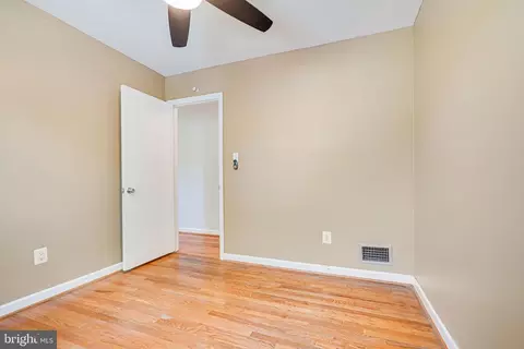 9810 Cherry Tree Ln, Silver Spring, MD 20901 photo 36