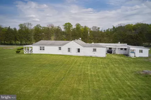 14761 Sugarland Rd, Poolesville, MD 20837 photo 5
