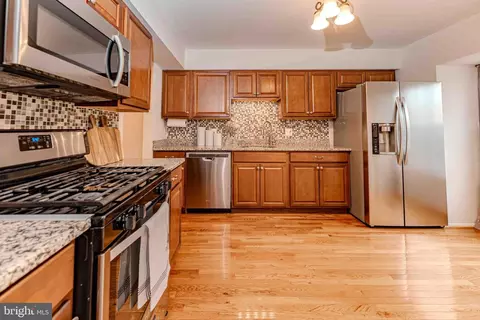 608 Suffield Dr, Gaithersburg, MD 20878 photo 5
