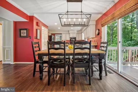 Dining - 11505 Evelake Ct, North Potomac, MD 20878 photo 2 of 5