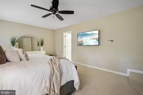 Bedroom - 11505 Evelake Ct, North Potomac, MD 20878 photo 2 of 5
