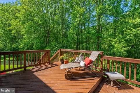 Exterior - 11505 Evelake Ct, North Potomac, MD 20878 photo 9 of 11