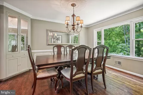 Dining - 11505 Evelake Ct, North Potomac, MD 20878 photo 5 of 5