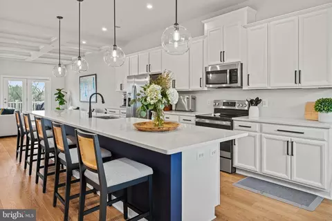 16318 Connors Way #14, Derwood, MD 20855