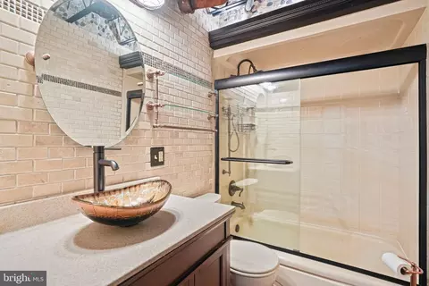 575 Thayer Ave #404, Silver Spring, MD 20910 photo 14