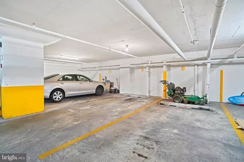575 Thayer Ave #404, Silver Spring, MD 20910 photo 24